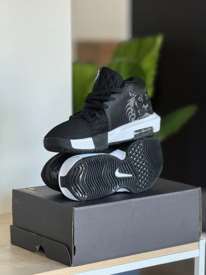 Nike Lebron