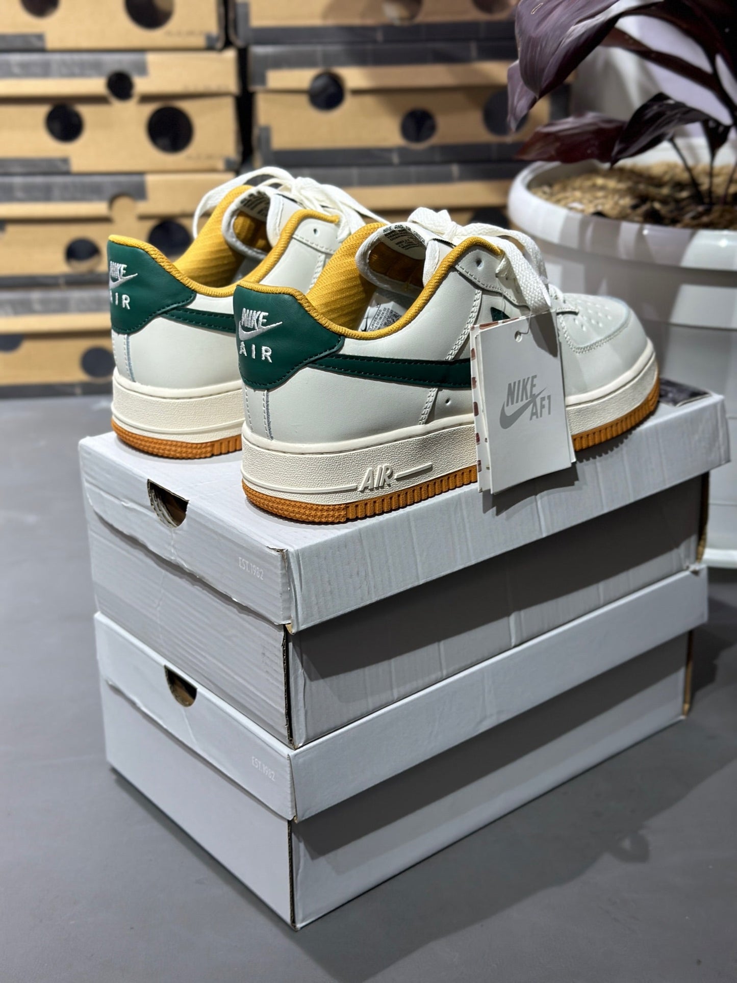 Nike Air Force One Cream