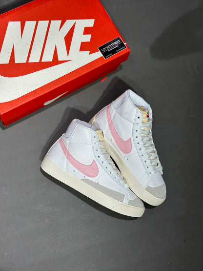 Nike Blazer Mid 77