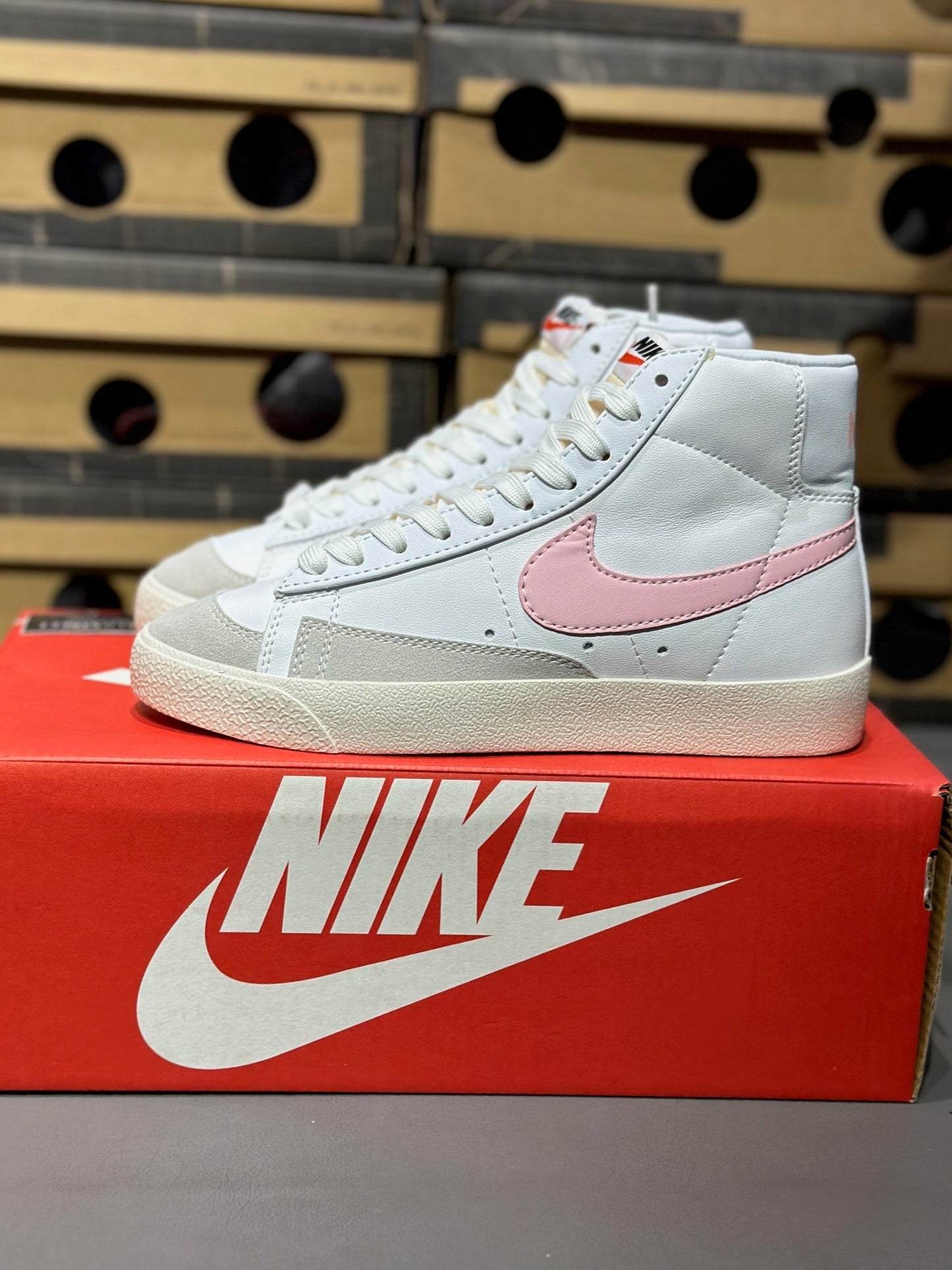 Nike Blazer Mid 77