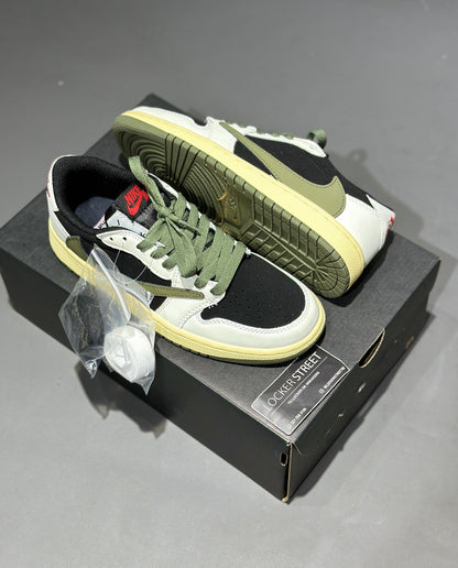 Travis Scott x Air Jordan 1 Low Olive